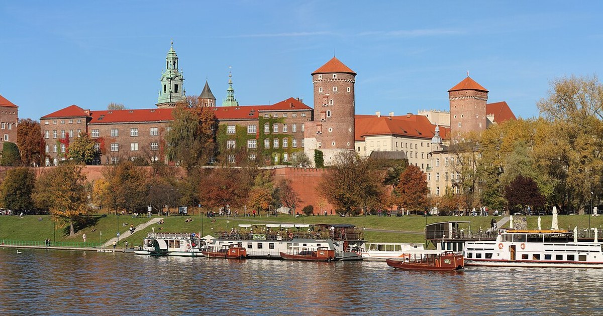 Poland travel eSIM with fast 5G/4G/LTE mobile data coverage from MegaEsim
