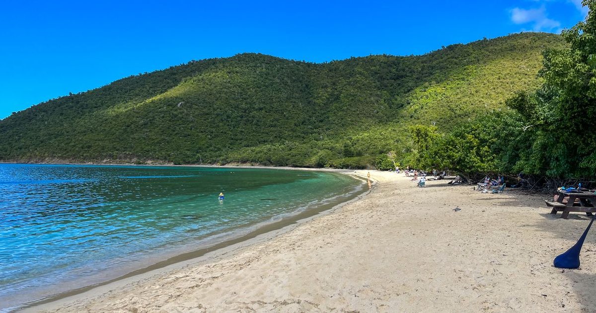 U.S. Virgin Islands travel eSIM with fast 5G/4G/LTE mobile data coverage from MegaEsim